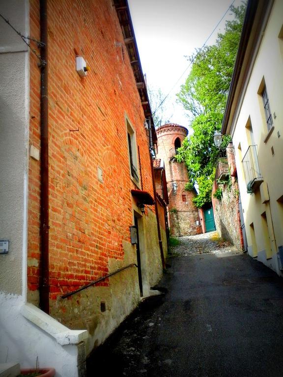 Il Cortiletto Dei Capperi Bed & Breakfast Gassino Torinese Exterior foto