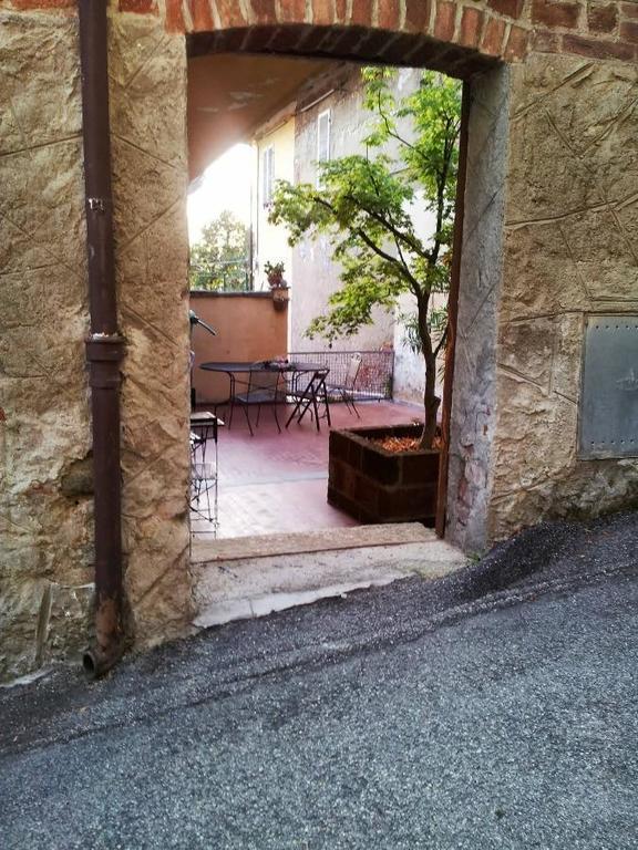 Il Cortiletto Dei Capperi Bed & Breakfast Gassino Torinese Exterior foto